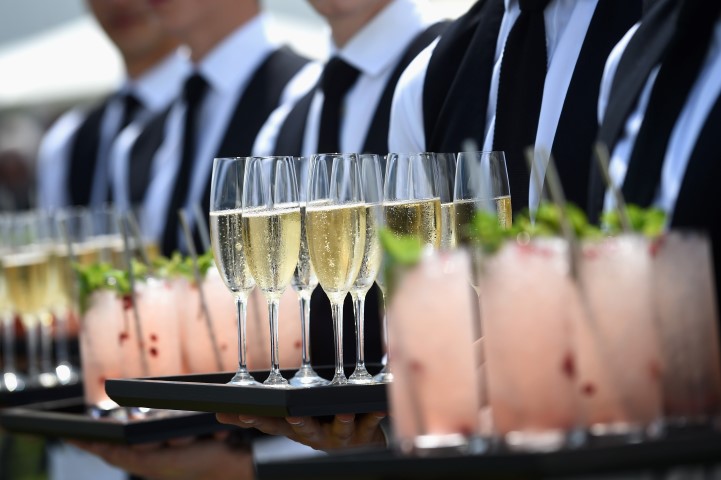 700065097 AJ 5843 D676CDF10C5A36F3A32A6F9FF8E879F7